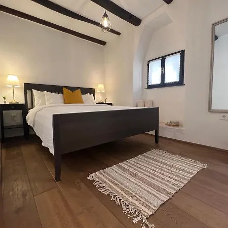 Casa Di Pietra Ii Apartmán *
